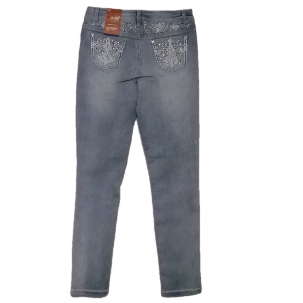 Arizona Jeans Women's Faded Lt Blue Skinny Jeans